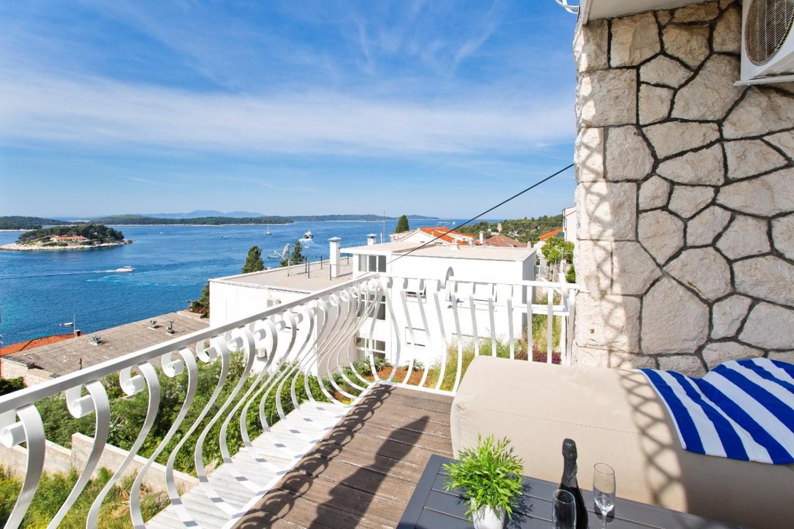 Rooms Carpe Diem Hvar Hvar Town Exterior photo